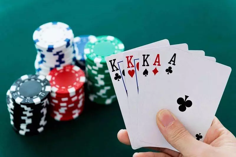 Bài câu cá chia mấy lá? Luật chia bài câu cá